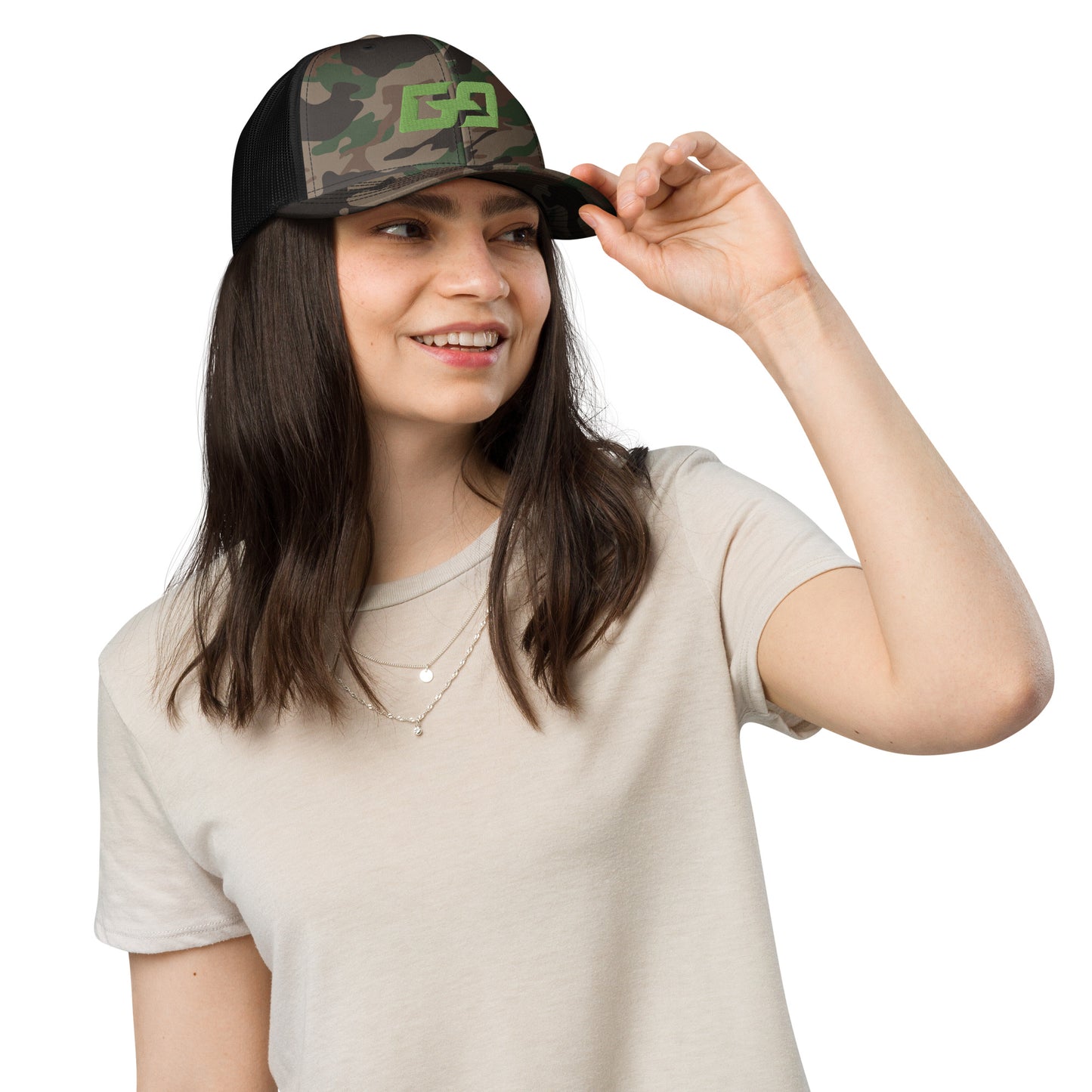 GG - Camouflage trucker hat