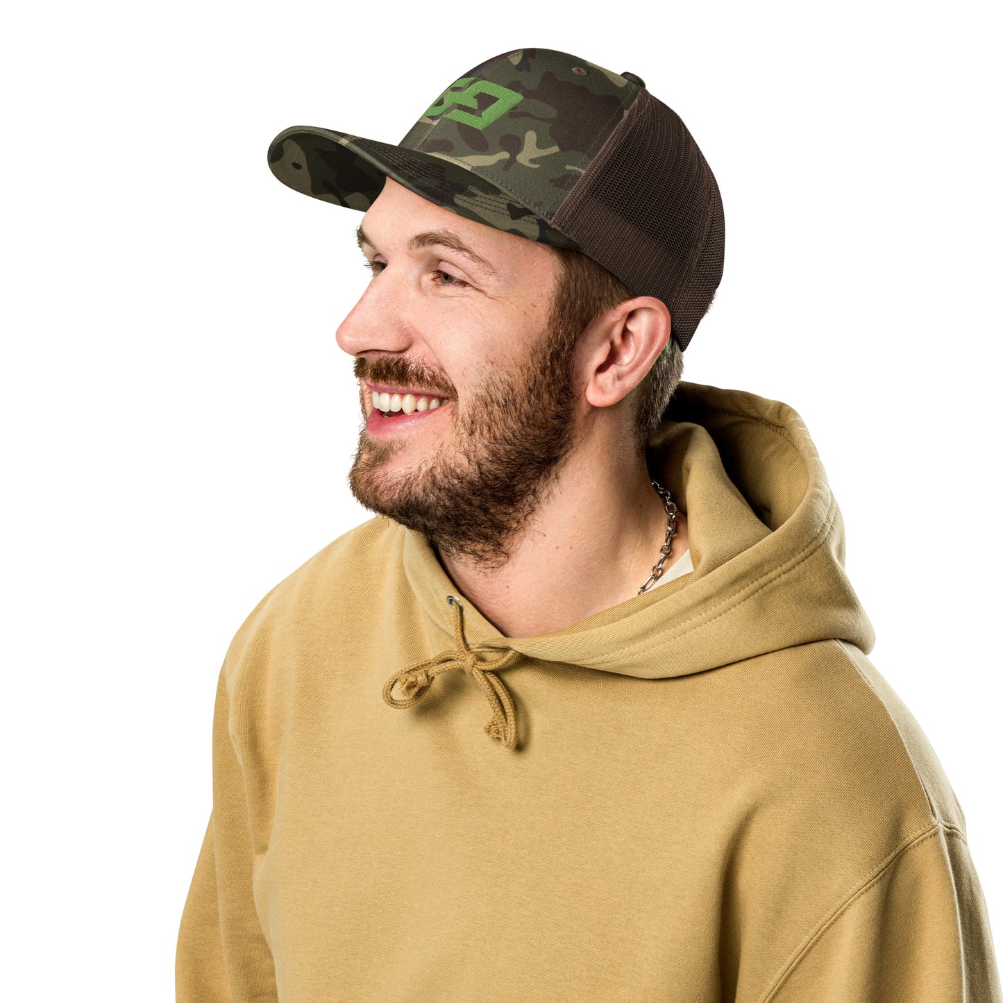 GG - Camouflage trucker hat