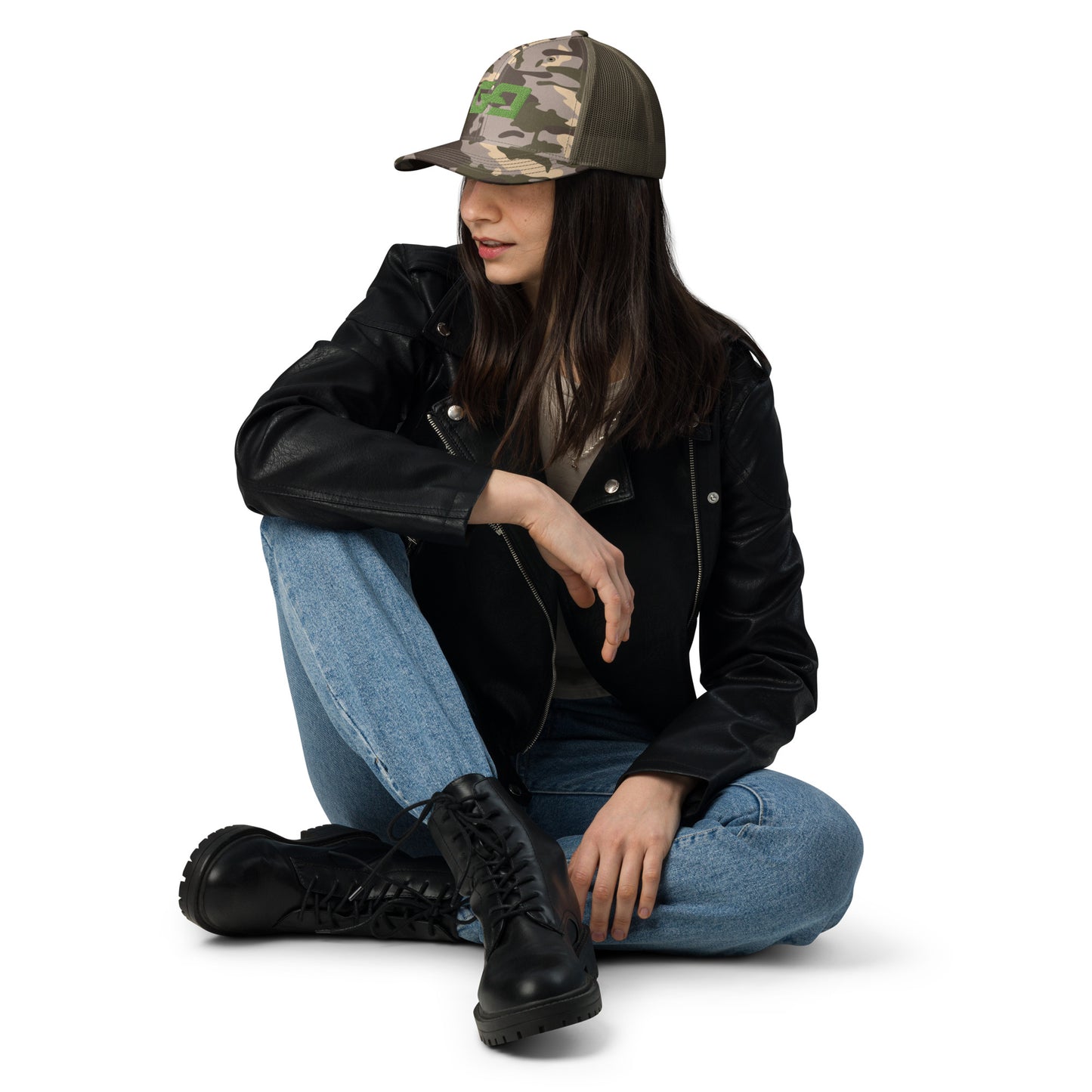 GG - Camouflage trucker hat